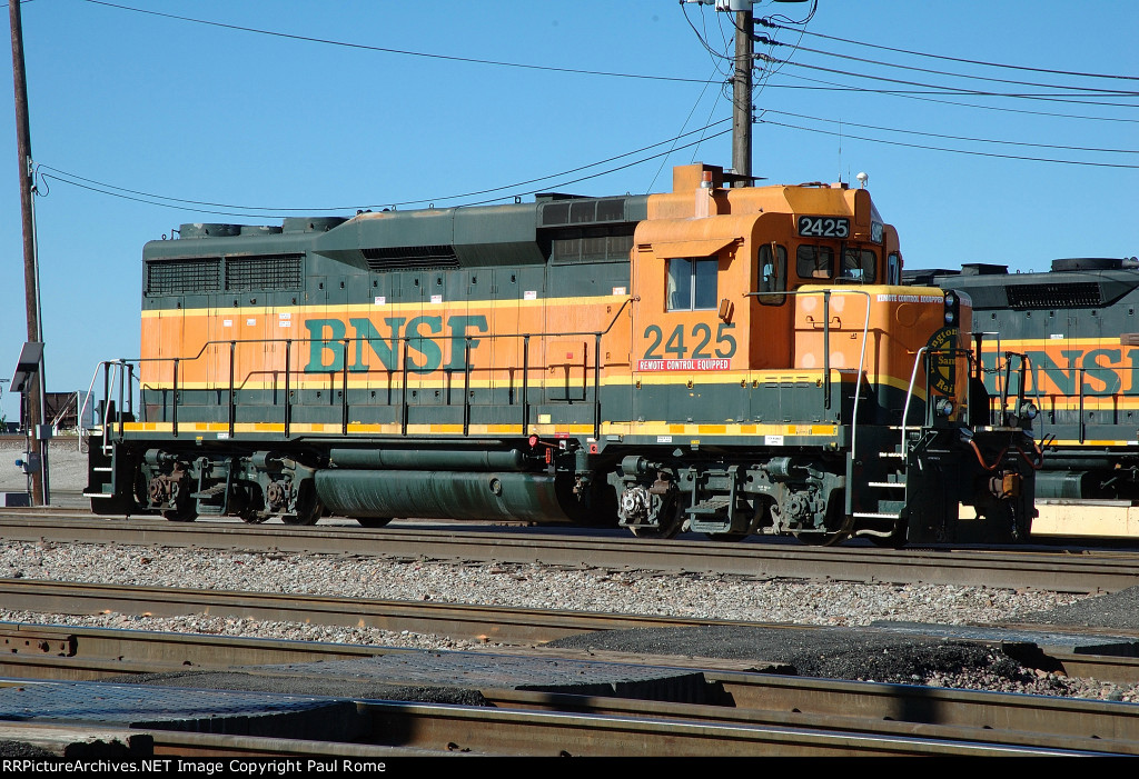 BNSF 2425, ex ATSF EMD GP30, now equipped and working as an RCL (Remote Controlled Locomotive), at Murray Yard